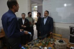 قائم مقام رییس بنیاد ملی نخبگان در دانشکده فنی منتظری مشهد:
اقتصاد دانش بنیان راهکار برون رفت از شرایط سخت است و در این مسیر، نخبگان موتور محرک این نوع رویکرد اقتصادی به شمار می‌روند.
 8
